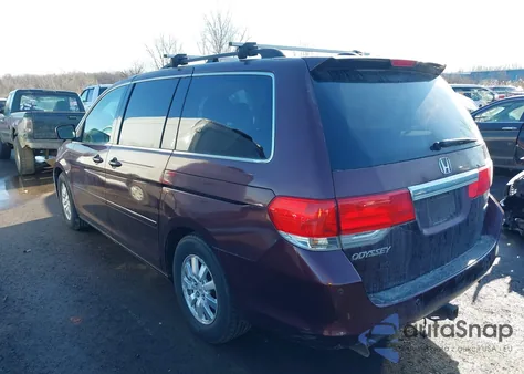 2009 Honda Odyssey Touring z USA, uszkodzony, nr VIN 5FNRL38879B025423
